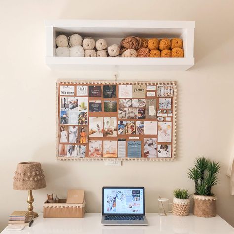 HOW TO CREATE A VISION BOARD? – Topknotch Wall Vision Board, Corkboard Decor, Cork Board Ideas For Bedroom, Vision Board Ideas Inspiration, Pinboard Ideas, Pin Board Ideas, Vision Board Journal, Creative Vision Boards, Vision Board Diy