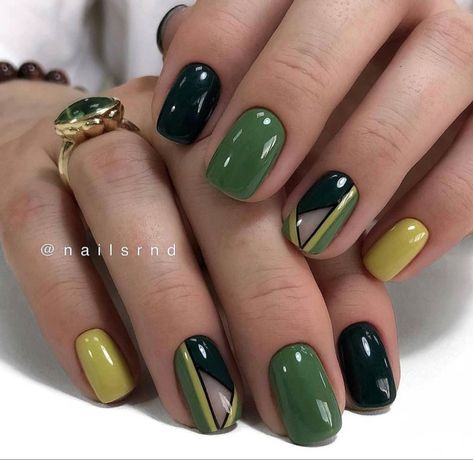 Multicolored Nails, Maroon Nails, Squoval Nails, Fall Gel Nails, Subtle Nails, Pretty Nail Art Designs, Nails 2023, Spring Nail Art, Short Acrylic Nails Designs