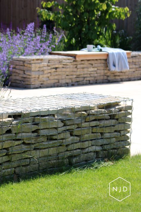 Modern intepretation of stone gabion basket with timber top seat Gabion Seating, Gabion Stone, Gabion Cages, Garden Details, Gabion Baskets, Planter Bench, Garden Inspo, Landscape Designs, Contemporary Garden