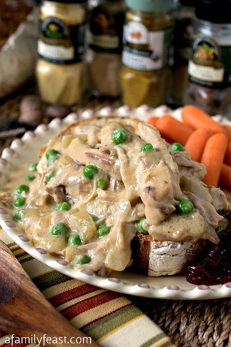 Creamed Turkey on Toast - A Family Feast® Creamed Turkey Recipe, Creamed Turkey, Thanksgiving Leftover Recipes, Winter Cooking, Leftover Turkey Recipes, Turkey Dishes, Family Feast, Fast Dinners, Thanksgiving Leftovers