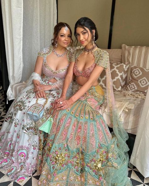 Our Favourite 'Mother Of The Bride' Looks! | WedMeGood Alana Pandey, Mother Of The Bride Looks, Cartoon Wedding, Indian Bridesmaids, Indian Bride Outfits, Traditional Indian Dress, Lehenga Online, Indian Dresses Traditional, Traditional Indian Outfits