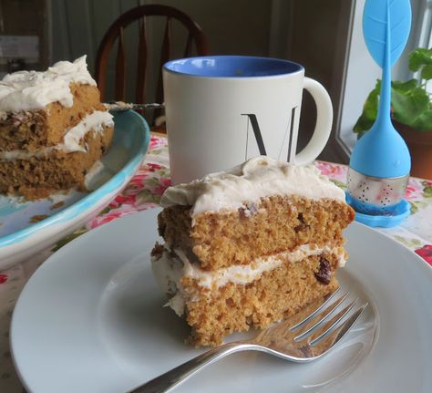 Applesauce Spice Cake For Two Small Batch Applesauce, Snacks For Two, Single Meals, Applesauce Spice Cake, Baking With Applesauce, Applesauce Cake Recipe, Cook For One, Cake For Two, Meals For 1