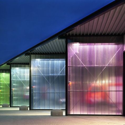 Translucent polycarbonate facades with excellent isolation and heat-insulation, available in a variety of colors. Window Glazing, Polycarbonate Panels, Industrial Architecture, Glass Facades, Roof Light, Facade Architecture, Facade Design, Eindhoven, Glass Doors