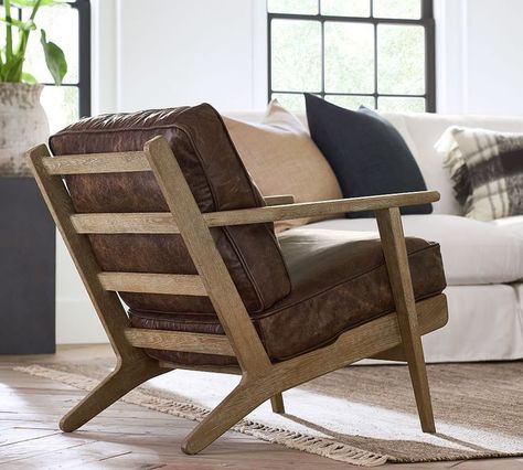 Diy Chairs, Pouf Chair, Brown Pottery, Living Bedroom, Tufted Leather, Leather Pouf, Brown Frame, Town House, Havana Brown