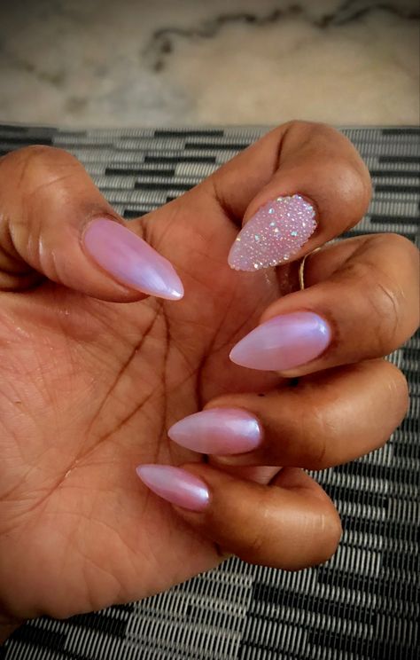 Cotton Candy Nails Polish Gel, Cotton Candy Nails Ombre, Pretty Almond Nails Classy Pink, Crystal Pink Nails, Pastel Pink Nails With Glitter, Cotton Candy Almond Nails, Cotton Candy Nails Short, Pale Pink Bridal Nails, Cotton Candy Acrylic Nails