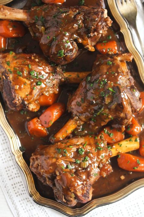 Lamb Leg Slow Cooker, Lamb Shanks Oven, Braised Lamb Shanks Recipe, Lamb Shanks Recipe, Lamb Shanks Slow Cooker, Slow Cooked Lamb Shanks, Crockpot Recipes Ground Beef, Lamb Shank Recipe, Braised Lamb Shanks