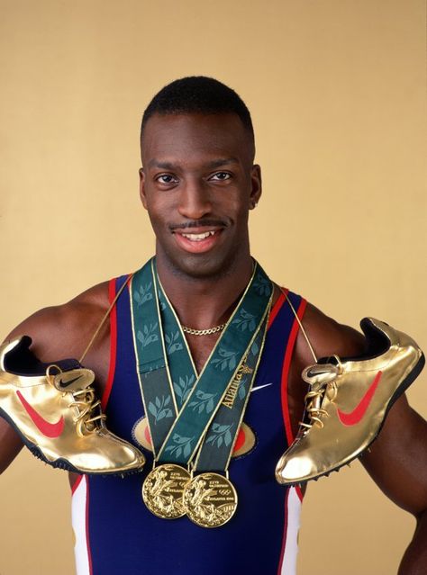 Michael Johnson, retired sprinter. He won 4 Olympic gold medals and 8 World Championships gold medals. Olympic Track And Field, Olympic Gold Medal, Field Athletes, Atlanta Olympics, Michael Johnson, Sports Personality, Us Olympics, Olympic Gold Medals, Usa Olympics