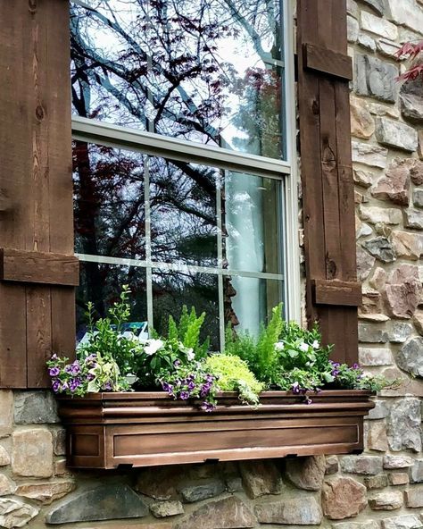 Copper Window Boxes transform your home by adding elegance & beauty H Potter's antique copper finish adds a touch of charm that's sure to impress. Crafted with the finest quality materials, these window boxes are built to last. The stainless steel construction ensures they're durable and resistant. Plus, the antique copper finish gives them a timeless look that complements any style of home. Available in 30 inch, 36 inch, and 48 inch lengths, H Potter window boxes are an awesome choice. Wh... Front Door Planter, Window Box Planters, Winter Window Boxes, Front Door Planters, Window Box Ideas, Box Planters, Door Planter, Window Shelf, Outdoor Window