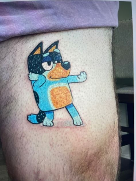 Bluey Bingo Tattoos, Bluey Bandit Tattoo, Bluey Inspired Tattoos, Bluey Tattoo Ideas, Bandit Tattoo, Bluey Tattoos, Blue Heeler Outline Tattoo, Chloe Tattoo, Australia Tattoo