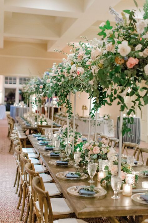 Raised Table Centerpiece, Wedding Centre Pieces Long Tables, Raised Floral Centerpieces, Wedding Table Floral Centerpieces, Raised Centerpieces Wedding, Raised Centerpieces, Forter Castle, Round Table Decor Wedding, Josie Wedding