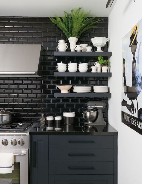 Moody Kitchen, Black And White Kitchen, Decor Ikea, Subway Tiles, Kitchen Remodeling, Black Kitchens, Black Walls, Home Decor Tips, Black Decor