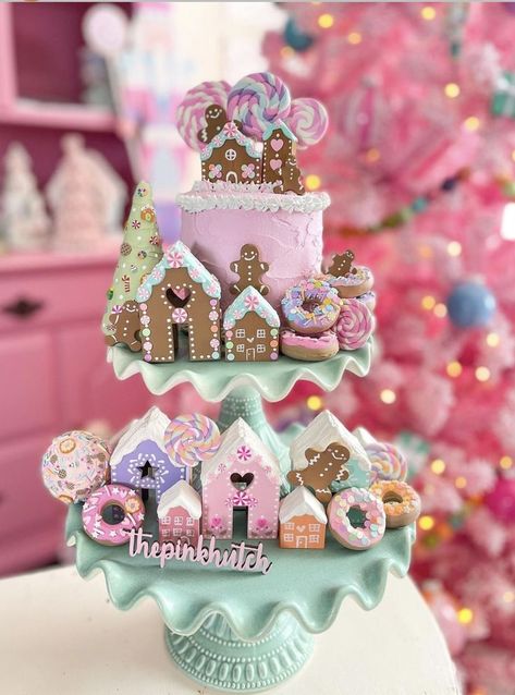 We love a pink Christmas! @thepinkhutch #pinkchristmas #christmas2021 Sweet Shop Christmas Decorations, Pastel Gingerbread Christmas Decor, Pastel Christmas Decor, Candy Decorations Diy, Deco Pastel, Gingerbread Party, Gingerbread Crafts, Gingerbread Christmas Decor, Candyland Christmas