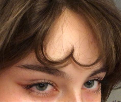 aesthetic bangs heart shape <3 | Heart face shape, Heart hair, Hairstyle Hearts Girl, Heart Face, Heart Hair, Heart Face Shape, Pretty Eyes, Face Shape, Ravenclaw, Aesthetic Hair, Aesthetic Girl