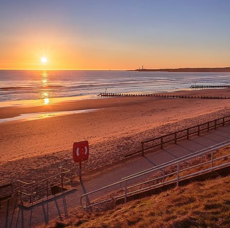 East Coast Sunrise at Aberdeen Beach Beach East Coast, Beach Scotland, Aberdeen Beach, Scottish Beach, Aberdeen Scotland, Luskentyre Beach Scotland, American Southwest, Aberdeen, Life Is Strange