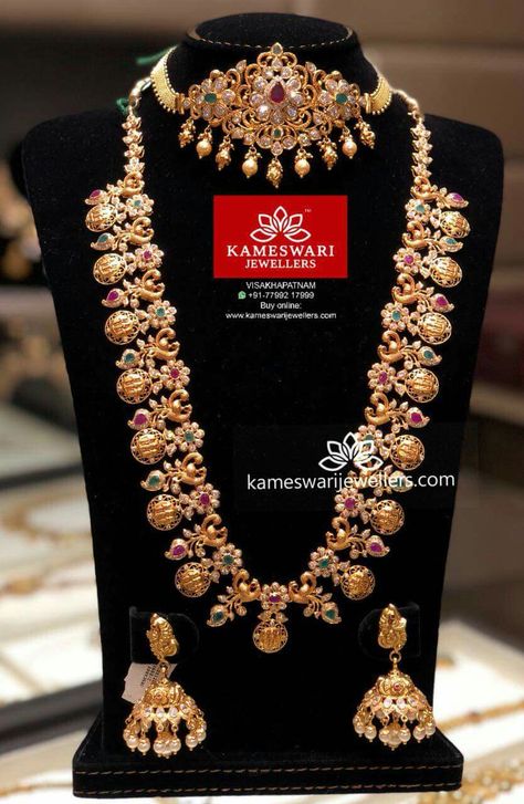 Kameswari Jewellers, Haram Designs, Indian Wedding Jewelry Sets, Gold Temple Jewellery, Beautiful Bridal Jewelry, Gold Jewels Design, Antique Necklaces Design, Bridal Jewelry Vintage, Gold Jewelry Simple Necklace