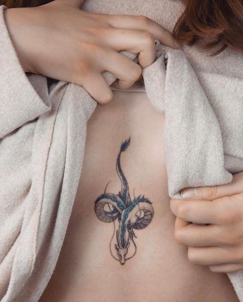 70 Meaningful Sternum Tattoo Ideas - 2023 Inspiration Guide Targaryen Tattoo, Dragons Tattoo, Chinese Dragon Tattoos, Yakuza Tattoo, Dragon Tattoo For Women, Inspiration Tattoos, Irezumi Tattoos, Arrow Tattoo, Sternum Tattoo