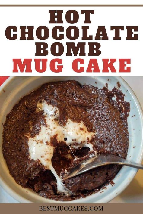 Chocolate Desserts Easy, Hot Chocolate Mug Cake, Chocolate Chips And Marshmallows, Microwave Cakes, Healthy Chocolate Mug Cake, Mug Dessert Recipes, Microwave Mug Recipes, Vegan Mug Cakes, Dessert In A Mug