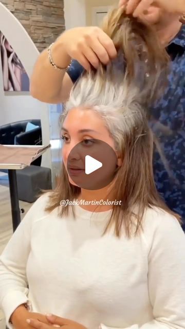 Dark To Light Hair, Grey Hair Before And After, Growing Out Hair, Grey Blonde Hair, Grey Hair Transformation, Grey White Hair, Gorgeous Gray Hair, Long Hair Tips, Diy Haircut