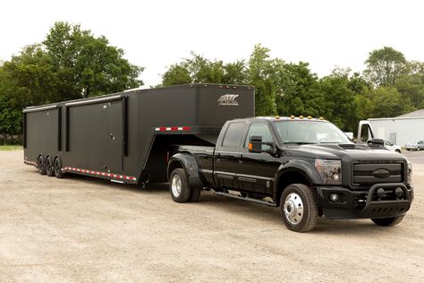 Ultimate track day set up. Ford truck and gooseneck trailer Racing Trailer, Goose Neck Trailer, Trucks With Lift Kits, Enclosed Car Hauler, Gooseneck Enclosed Trailer Camper, Gooseneck Flatbed Trailer, Hauling Trailers, 240z Datsun, Enclosed Trailer Camper