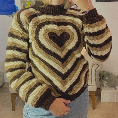 Crochet Heart Pattern Sweater, Swirl Sweater Crochet, Crochet Heart Jumper, Aesthetic Crochet Sweater Ideas, Crochet Heart Sweater Pattern Free, Heart Sweater Crochet, Crochet Heart Sweater, Cotton Crochet Patterns, Crochet Sweater Design