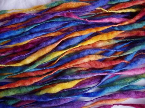 Textile Technology, Yarn Spinning, Slub Yarn, Wet Felting Projects, Olympus Digital Camera, Handspun Yarn, Wet Felting, Felting Projects, The Pretty