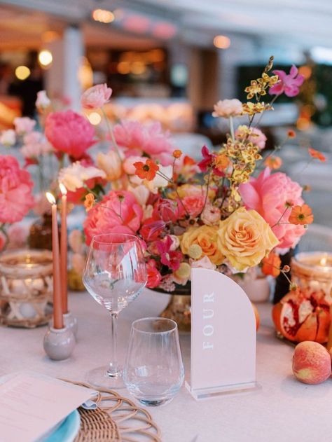 Wedding ideas, wedding bouquets, wedding anniversary, wedding aesthetic Sunset Wedding Theme, Sunset Wedding Colors, Orange Wedding Themes, Orange And Pink Wedding, Welcome Dinner, Colors Of Summer, Wedding Bouquets Pink, Orchid Wedding, Bouquets Wedding