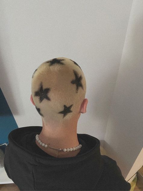 Tattoo Hairline, Hairline Tattoo, Bald Head Tattoo, Bleached Hair Men, Shaved Head Designs, Scalp Tattoo, Buzz Cut Women, Short Dyed Hair, Buzz Cut Hairstyles