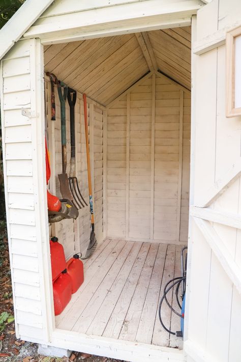 Small shed organisation. Small Shed Paint Ideas, Small Garden Shed Organization, Painted Shed Interior, Shed Organisation Ideas, Small Shed Makeover, Outside Shed Decor, Resin Shed Makeover, Inside Shed Ideas Storage, Storage Shed Interior Ideas