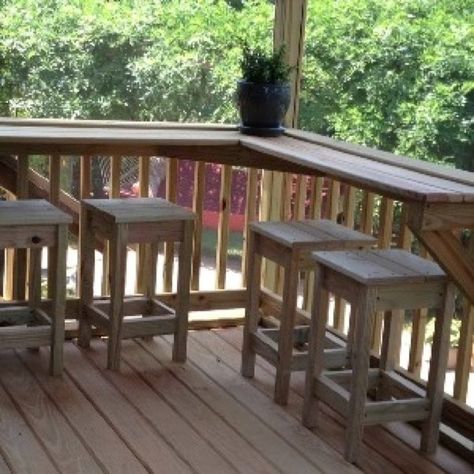 Screened in porch built-in bar with custom stools, outdoor bar saves ... Furniture Top View, Pergola Metal, Porch Bar, Bar Exterior, Patio Deck Designs, Wooden Deck, Built In Bar, Decks Backyard, House With Porch