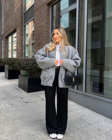 Grey Trousers Women, Boucle Jacket Outfit, Grey Jacket Outfit, Freya Killin, Bershka Bag, Zara Trousers, Outfit Zara, Minimalist Fashion Women, Zara Outfit