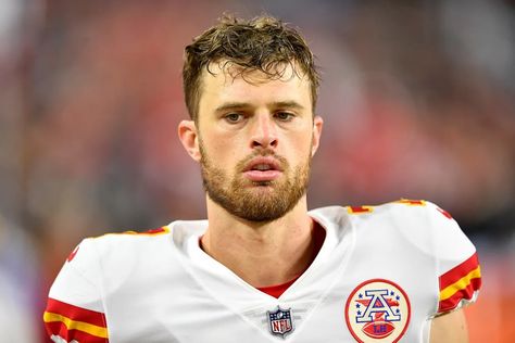 Chiefs Kicker Harrison Butker Who Told Women to Be Homemakers Has a Mom Who’s a Physicist Graduation Speech, New Year's Games, Pearl Jam Eddie Vedder, Freedom Of Religion, Daily Wire, Raised Eyebrow, Celebrity Lifestyle, Family Planning, Celebrity Moms