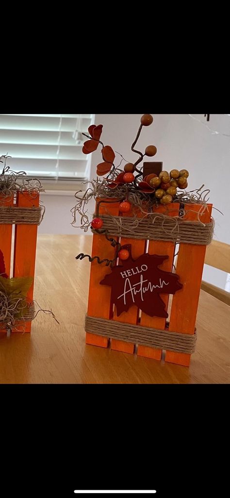 Fall Lantern Decor, Thanksgiving Wood Crafts, Halloween Treat Bags Diy, Fall Themes, Hey Pumpkin, Fall Pumpkin Crafts, Fall Decor Diy Crafts, Fake Bakes, Fun Fall Crafts