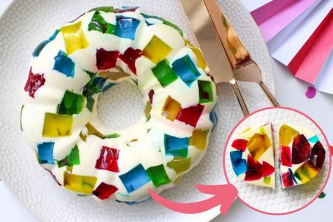 RECIPE: This Rainbow Jelly Cake is a Wibbly-Wobbly Party Favourite Jelly Crystals, Rainbow Jelly, Gelatin Recipes, Wine Flavors, Pinata Cake, Cake Hacks, Jelly Cake, Filipino Desserts, Fruit Jelly