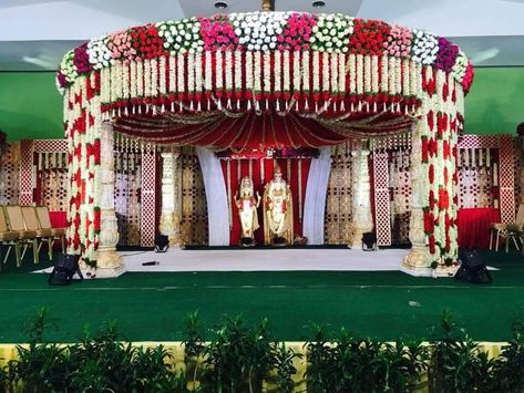 Pelli Pandhiri Designs, Telugu Marriage Decoration, Pelli Pandiri Decorations At Function Hall, Pelli Mandapam Decoration Telugu, Telugu Wedding Decoration, Pelli Mandapam Decoration, Eco Wedding Decorations, Muhurtham Decor, Traditional Mandap