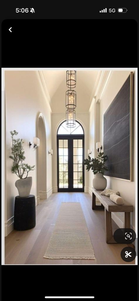 Large Foyer Decor, Large Entry Way Ideas, Foyer Wall Ideas, French Country Foyer, Elegant Entryway Ideas, Exterior Entryway Ideas, Modern Foyer Design, Modern Farmhouse Foyer, Foyer Wall