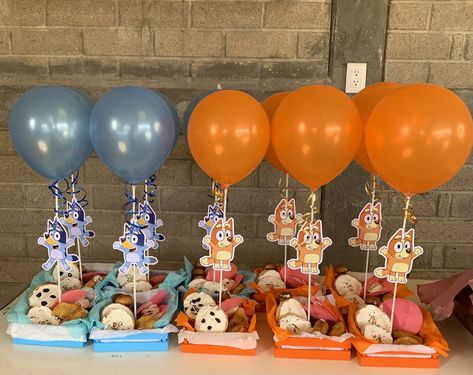 Bingo And Bluey Party, Bluey Y Bingo, Fiesta Bluey, 2nd Birthday Party For Boys, Birthday Snacks, Baby Birthday Themes, Third Birthday Party, 1st Birthday Themes, Twin Birthday