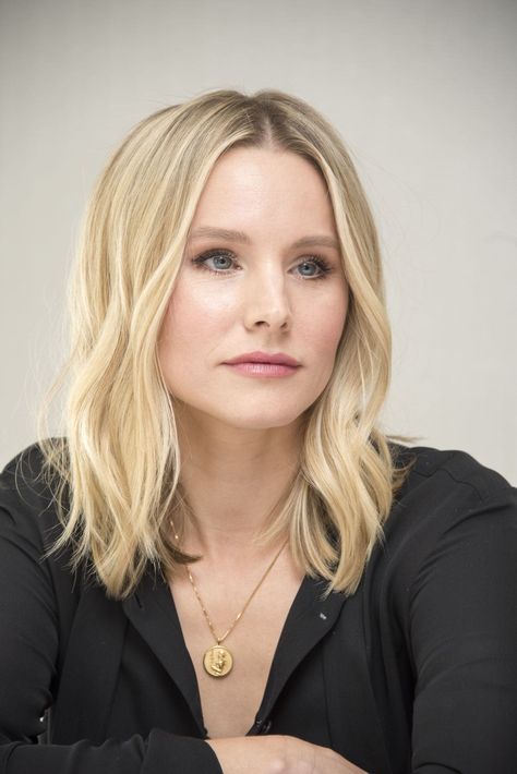 Kristen Bell Long Hair, Kristin Bell Hair Short, Kristen Bell Haircut, Kristen Bell Makeup, Kirsten Bell Hair, Kristen Bell Hair Short, Kristin Bell Hair, Kristen Bell Hair, Kristin Bell