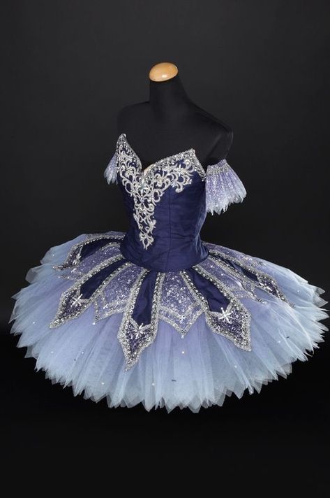 Ballerina Inspired Dress, Ballerina Dresses, Ballet Costumes Tutus, Classical Ballet Tutu, Ballet Dance Dress, Ballet Russe, Ballerina Costume, Dance Tutus, Ballet Beauty