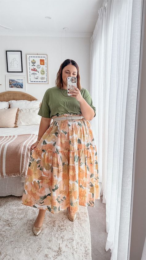 Flowery Outfits Casual, Plus Size Teaching Outfits, Modest Outfit Plus Size, Plus Size Travel Outfits Summer, Modest Curvy Outfits, Plus Size Long Skirt Outfits, Modest Outfits Plus Size, Midsize Teacher Outfits, Midsize Spring Outfits 2024