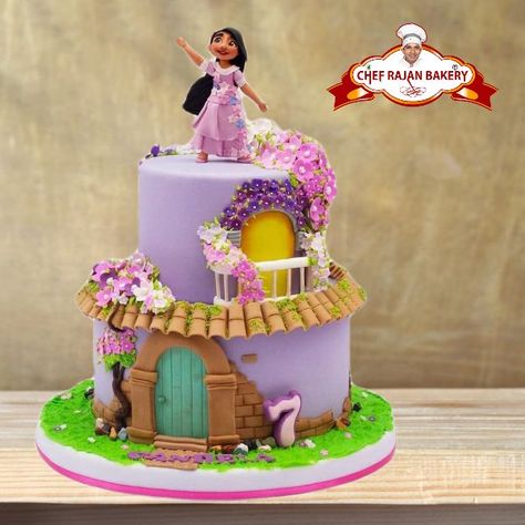 Encanto Cake Isabella, Encanto Cakes, Isabella Cake, Encanto Birthday Cake, Encanto Cake, Encanto Birthday, Encanto Party, Purple Cakes, Cool Cake Designs