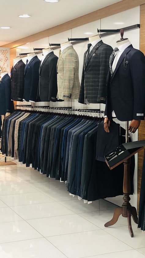 Fashion Store Design Boutiques, Men's Clothing Store Design, Men Clothes Shop, Clothes Shop Design, Mens Wear Shop, Fashion Store Design, Store Interior Design, Suit Stores, Clothing Store Interior