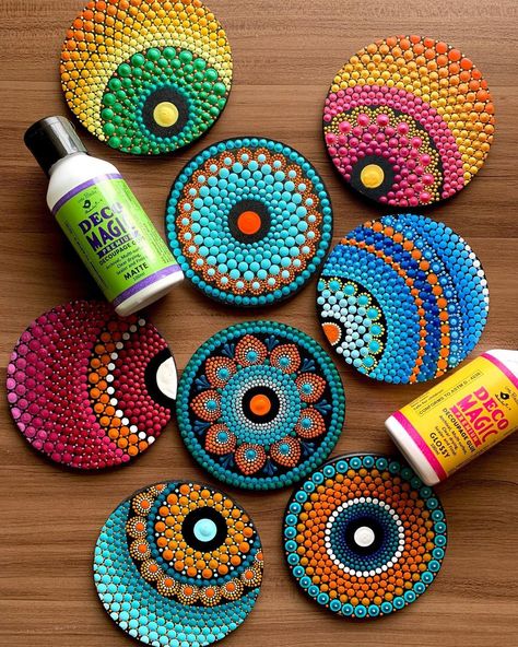 Sealed/Varnished😀😀😀 Swipe and read👇to know what sealer I have used for my mini mandalas. It never occurred to me that I should seal my… | Instagram Dotting Mandala Art, Dot Mandala Coasters, Small Dot Mandala, Dot Mandala Patterns Simple, Simple Dot Mandala, Mini Dot Mandala, Mini Mandala Art, Dot Mandala Patterns, Dot Mandela