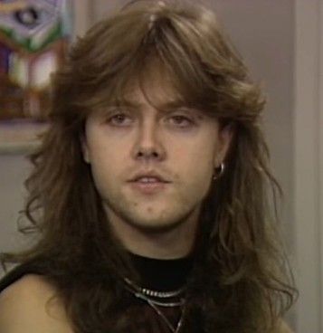 Lars Ulrich Smile, Metallica 90s, Metal Hairstyles, 80s Haircuts, 80s Hair Metal, Lars Ulrich, 90s Bands, Inspo Hair, Silly Bands