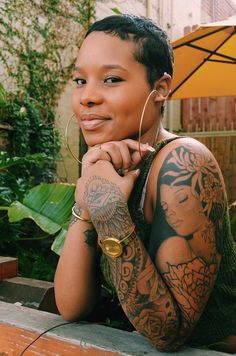 Tattoo Ideas For Black Females, Colorful Sleeve Tattoos, Arm Tattoos Black, Dark Skin Tattoo, Girl Arm Tattoos, Girls With Sleeve Tattoos, Black Girls With Tattoos, Tattoos For Black Skin, Dope Tattoos For Women