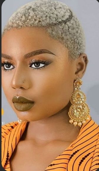 Amazing low cut hairstyles for stylish African ladies. - Stylish Naija Low Haircut For Ladies, Twa Afro, Juliana Pigs, Straight Up Hairstyles, Low Haircuts, Low Cut Hairstyles, Big Chop Natural Hair, Short Platinum Blonde Hair, Braided Mohawk Hairstyles