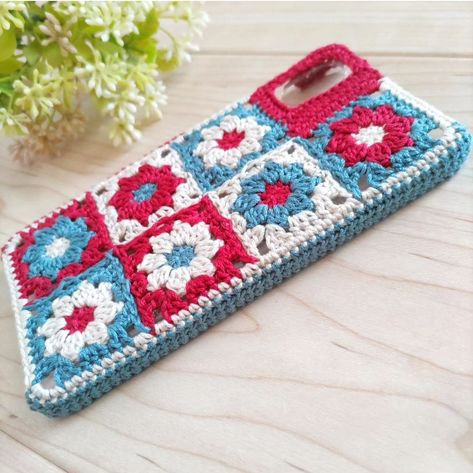 Crochet Cellphone Case, Crochet Phone Background, Phone Cover Crochet, Telephone Cover, Crochet Balls, Phone Bag Crochet, Crochet Phone Cover, Crochet Phone Cases, Crochet Ball