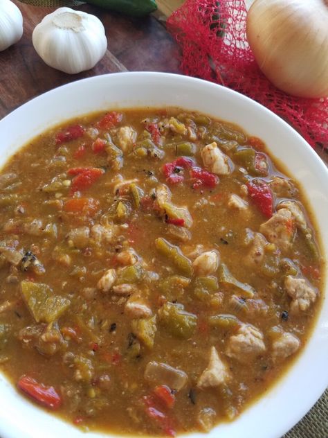 Green Chili Sauce Recipe, Green Chile Sauce Recipe, Chile Sauce Recipe, Hatch Green Chili Recipe, Hatch Chili Recipes, Green Chili Stew, Green Chili Pork, Green Chile Stew, Green Chile Recipes