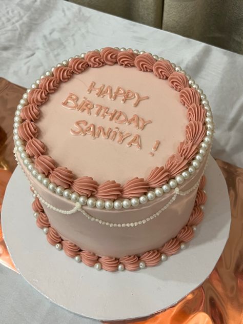 #cake #aesthetic #dustyrose #pink #birthday Aesthetic Cake 13 Birthday, Cute 27th Birthday Cake, Gold Pink Birthday Cake, Cake Designs Rose Gold, Rose Gold Birthday Aesthetic, Cakes For Teens Girls Birthday, 21st Birthday Ideas Pink And Gold, 18th Birthday Cake Aesthetic Pink, Pink Circle Birthday Cake