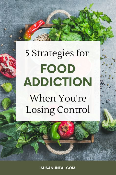 Are you losing control in your battle over food addiction? Here are five simple strategies for food addiction to develop a healthy relationship with your food. Food Addicts Anonymous, Food Psychology, Compulsive Eating, Losing Control, Paper Crafts Magazine, Health Articles Wellness, Blood Sugar Diet, A Healthy Relationship, Food Photographer