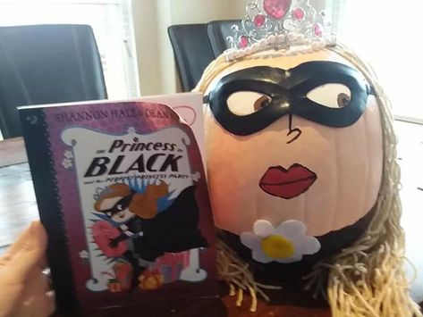 Princess In Black Pumpkin, Storybook Pumpkin, Pumpkin Princess, Story Book Pumpkin, Character Pumpkins, Black Pumpkin, Black Characters, Play Doh, The Princess